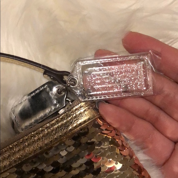 Coach Sequinned Poppy Wristlet - Picture 5 of 7